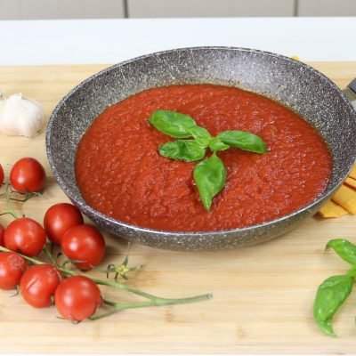 Salsa de tomate para pasta y pizza
