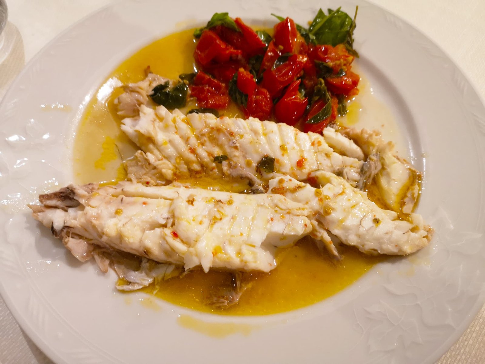 Pescado a la acqua pazza - Cocina con Marco