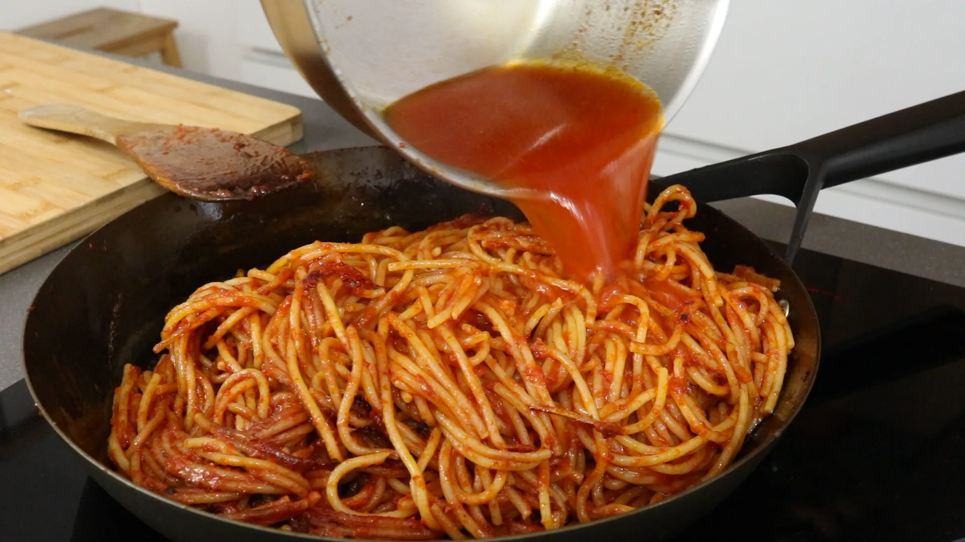 como hacer spaghetti a la asesina