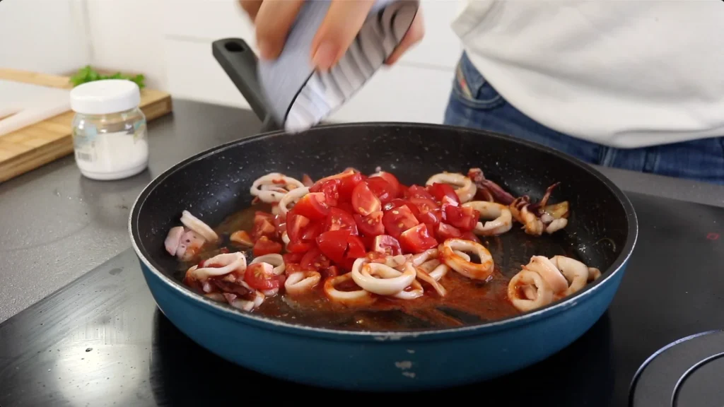 salsa calamares pasta calamarata