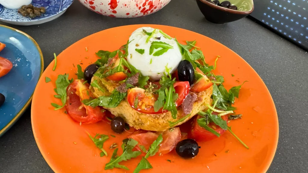 frisa burrata arucola