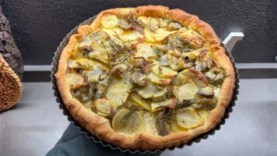 Quiche patatas y alcachofas cremosa crujiente