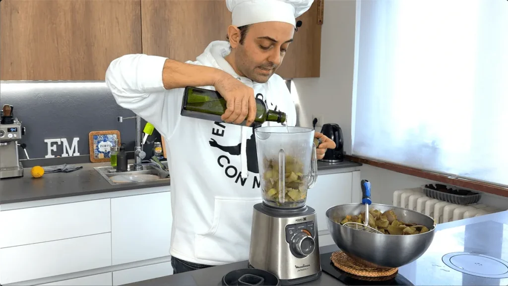 Triturar los restos de alcachofa cocidos