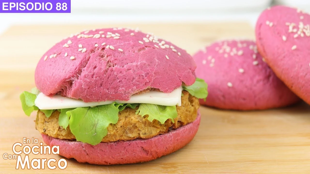 Hamburguesas rosadas | Pan de hamburguesa con beterraga