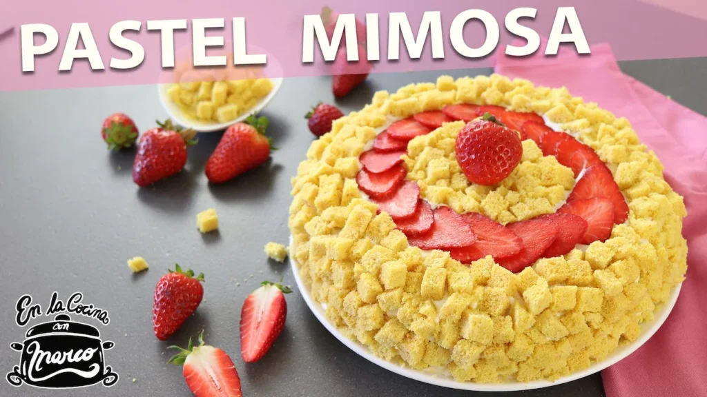 Tarta Mimosa de fresas y crema chantilly – receta italiana