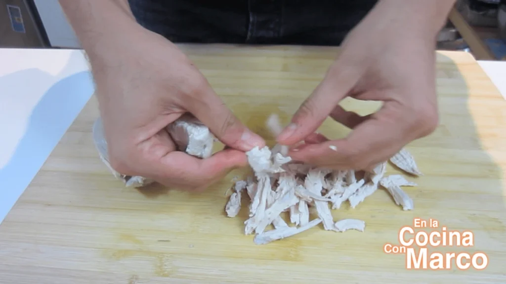 desmenuzamos pechuga pollo