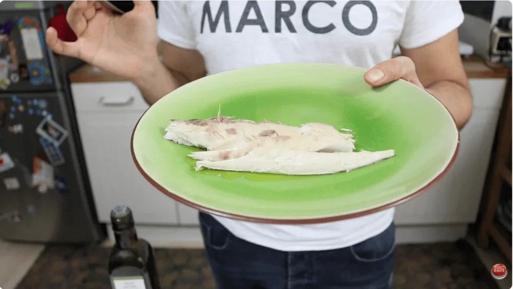 servir en un plato de portada
